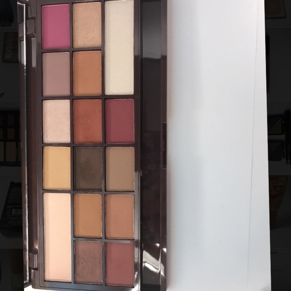 Chocolate Elixir Palette - Picture 4 of 5